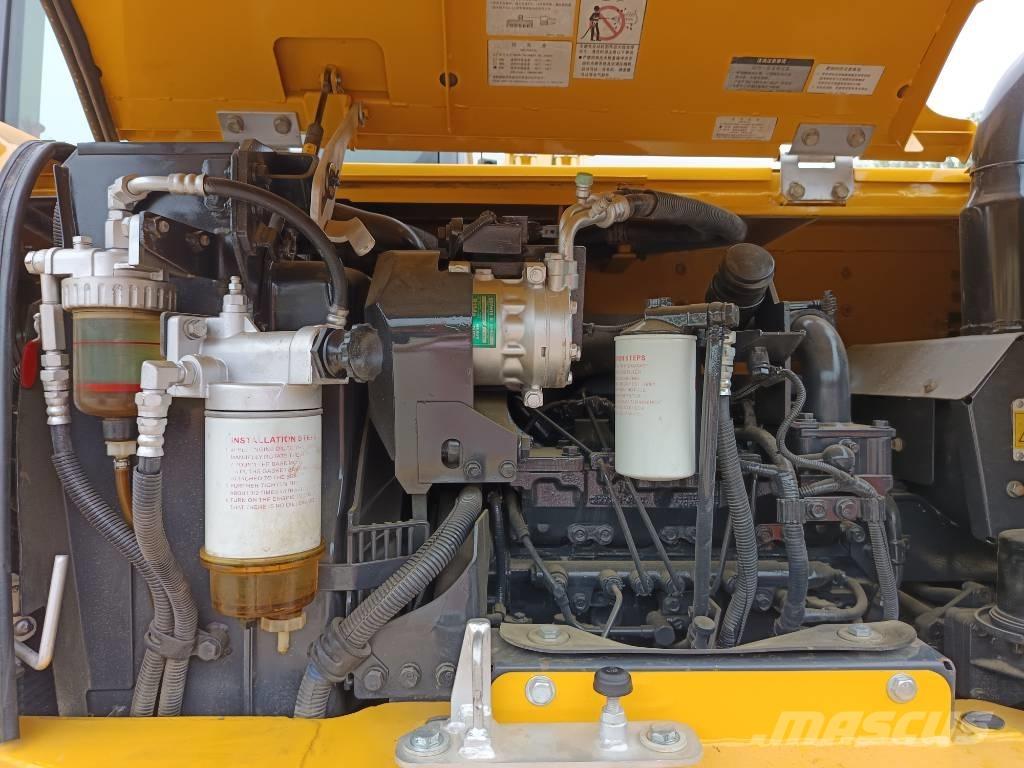 Komatsu PC 70 Midi rýpadla 7t - 12t