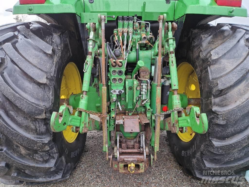 John Deere 7700 Traktory