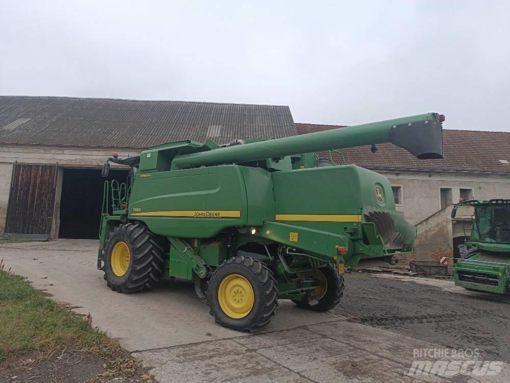 John Deere T 660 Sklízecí mlátičky