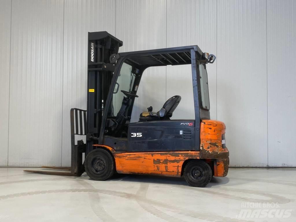 Doosan B35X-5 Akumulátorové vozíky