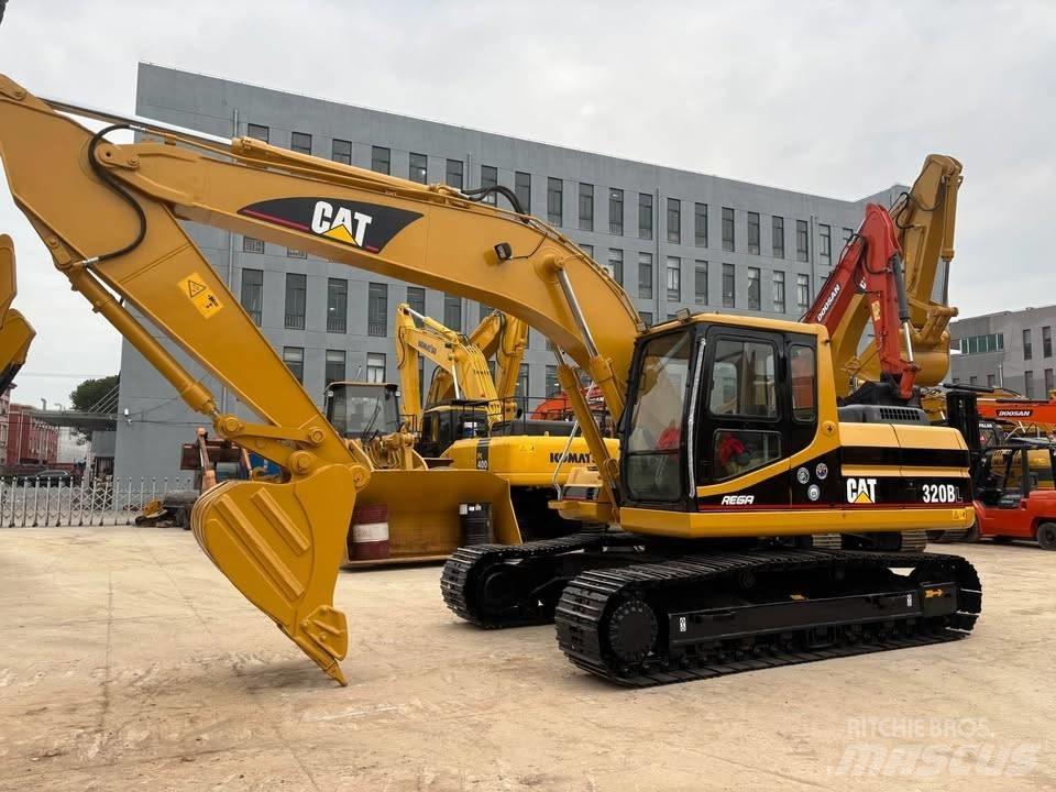 CAT 320 B L Pásová rýpadla