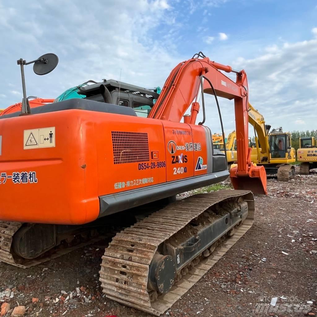 Hitachi zx240 Pásová rýpadla