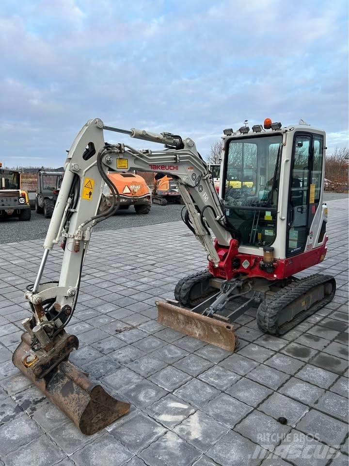 Takeuchi TB 225 Mini rýpadla < 7t