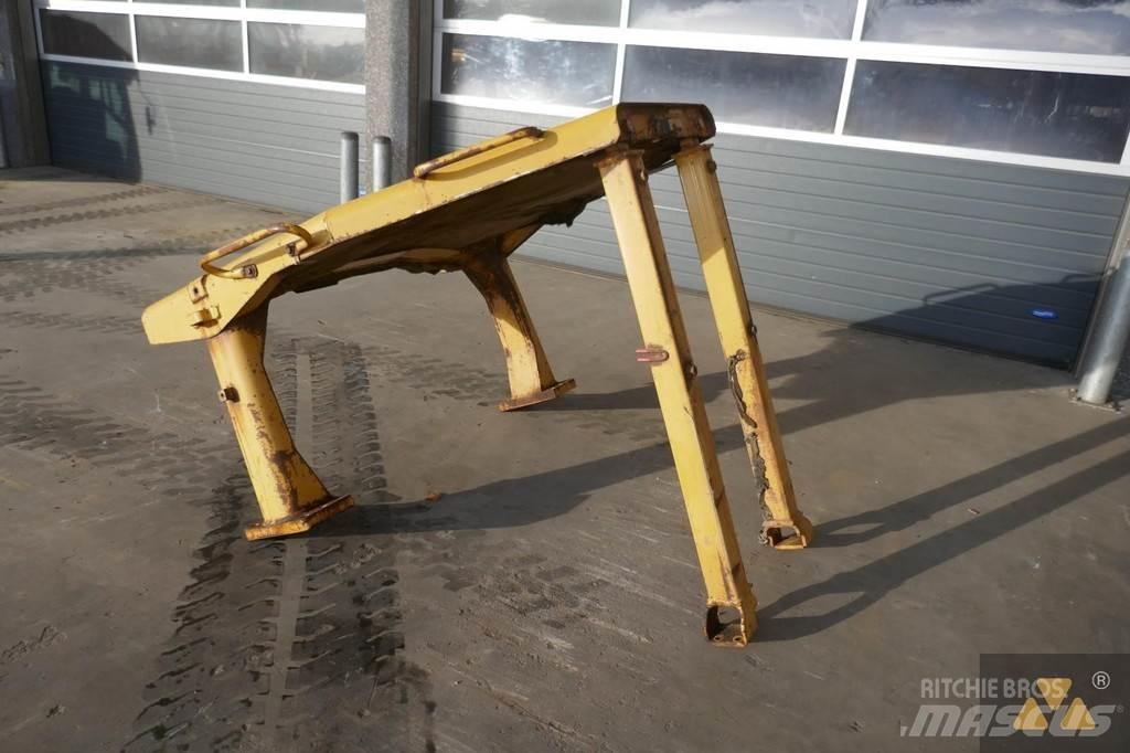 CAT D8N O-rops cab Kabiny a interiér