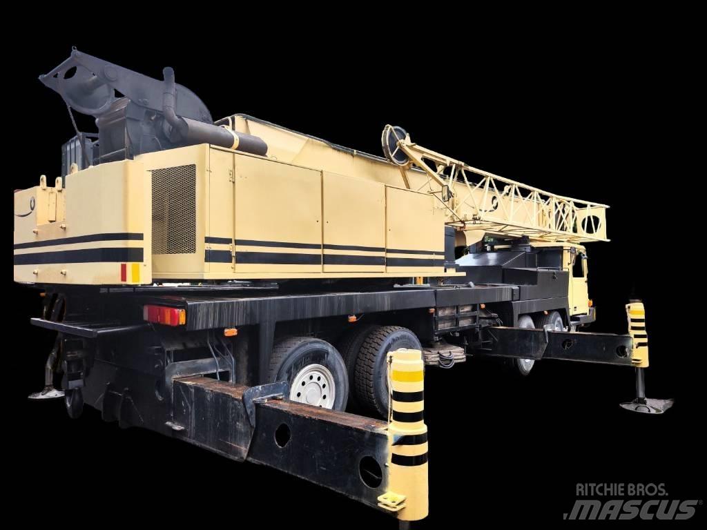 Lokomo A 353 NR Univerzální terénní jeřáby