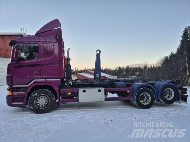 Scania R 560 Hákový nosič kontejnerů