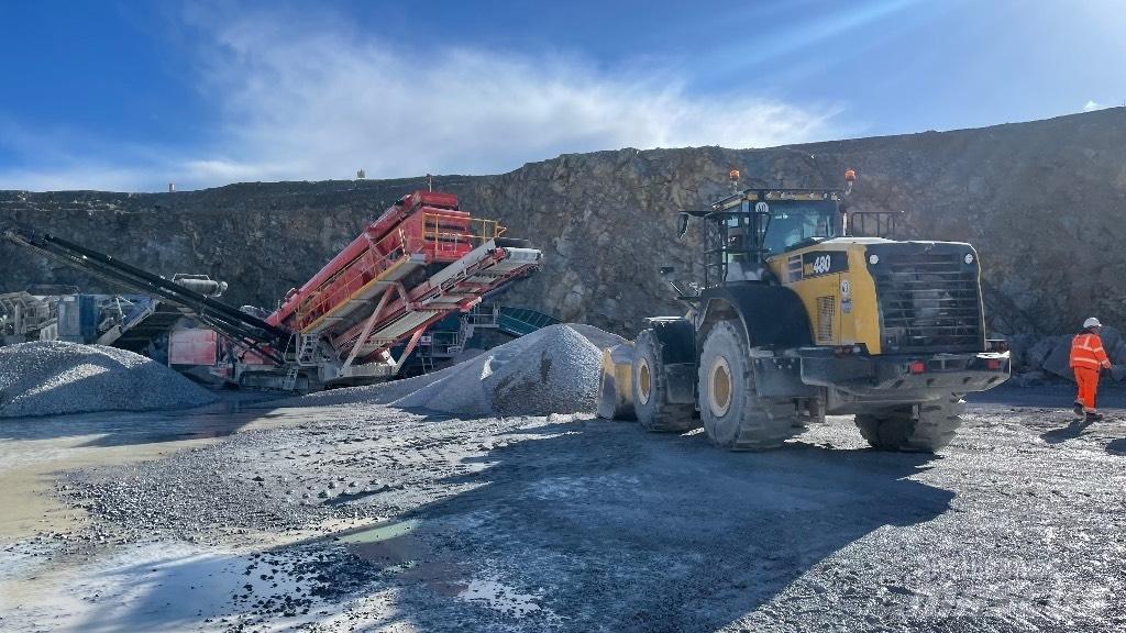 Komatsu WA480 Kolové nakladače