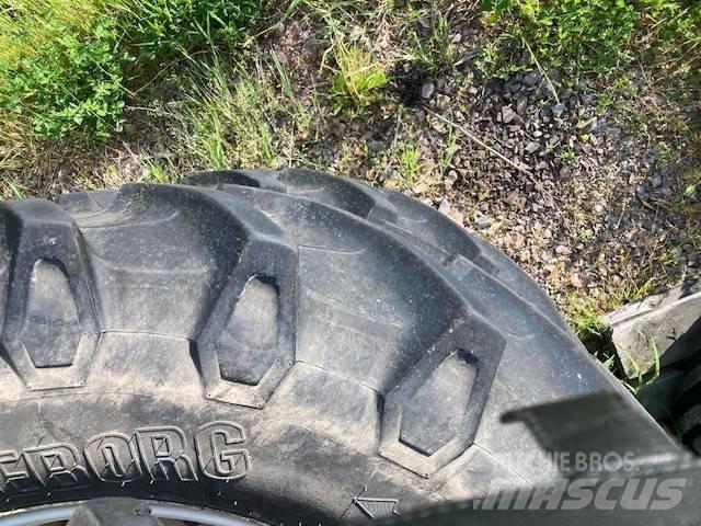Trelleborg 540/65R34 Pneumatiky, kola a ráfky