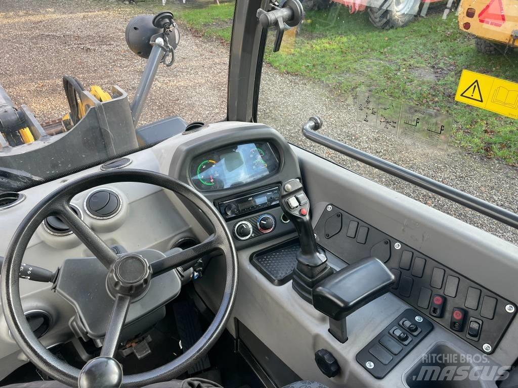 New Holland W 50 C Kolové nakladače