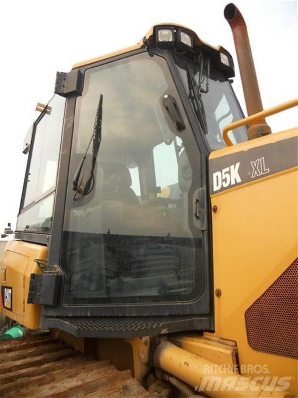CAT D 5 K LGP Pásové dozery
