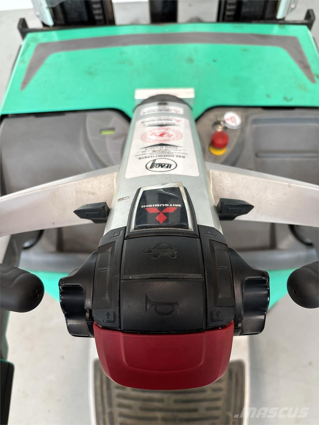 Mitsubishi SBV16N Samohybné vozíky