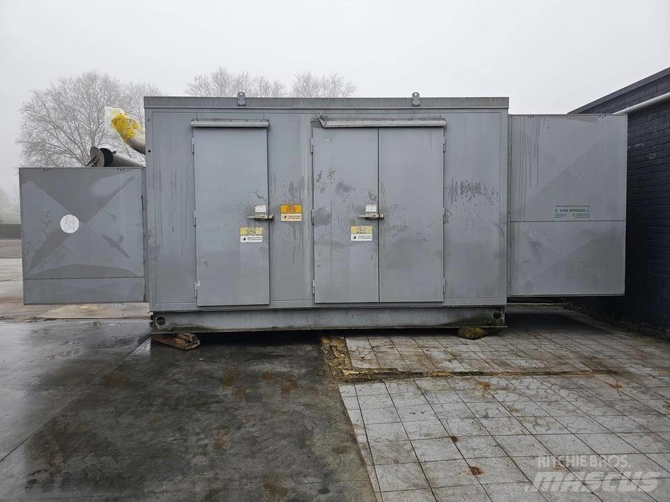 Perkins 800 KVA Naftové generátory