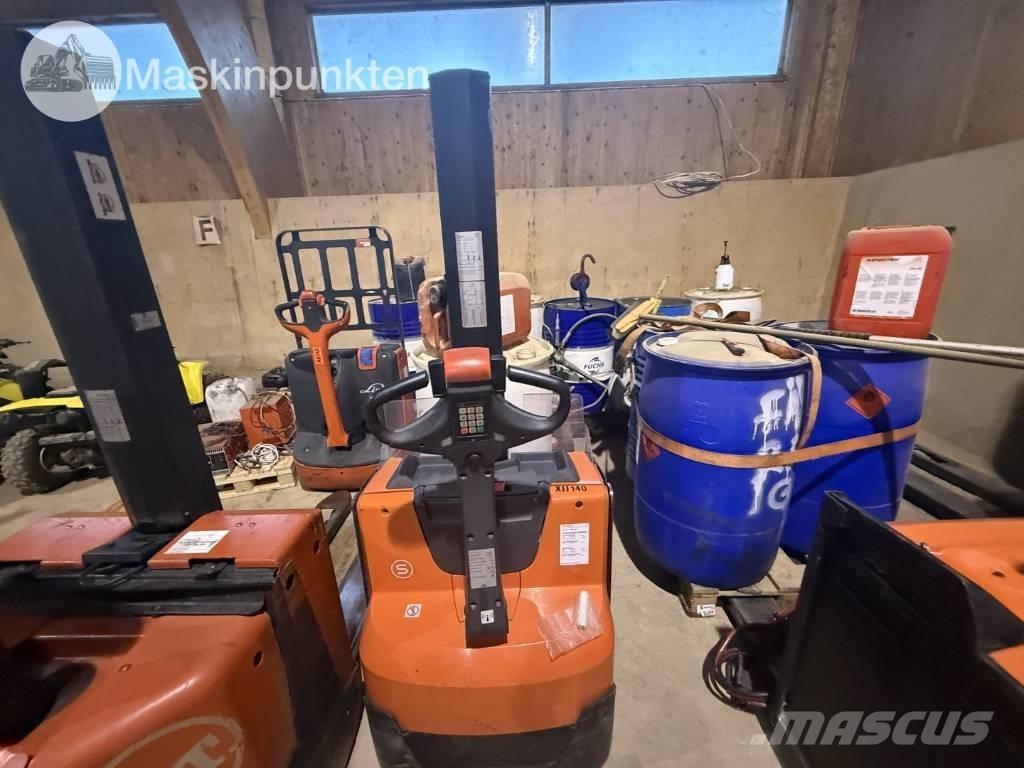 Toyota BT SWE 80 L Akumulátorové vozíky