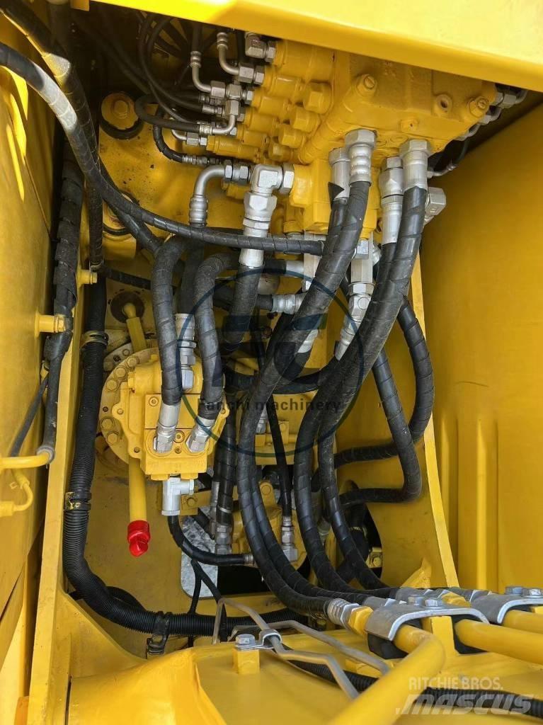 Komatsu PC 130 LC Pásová rýpadla