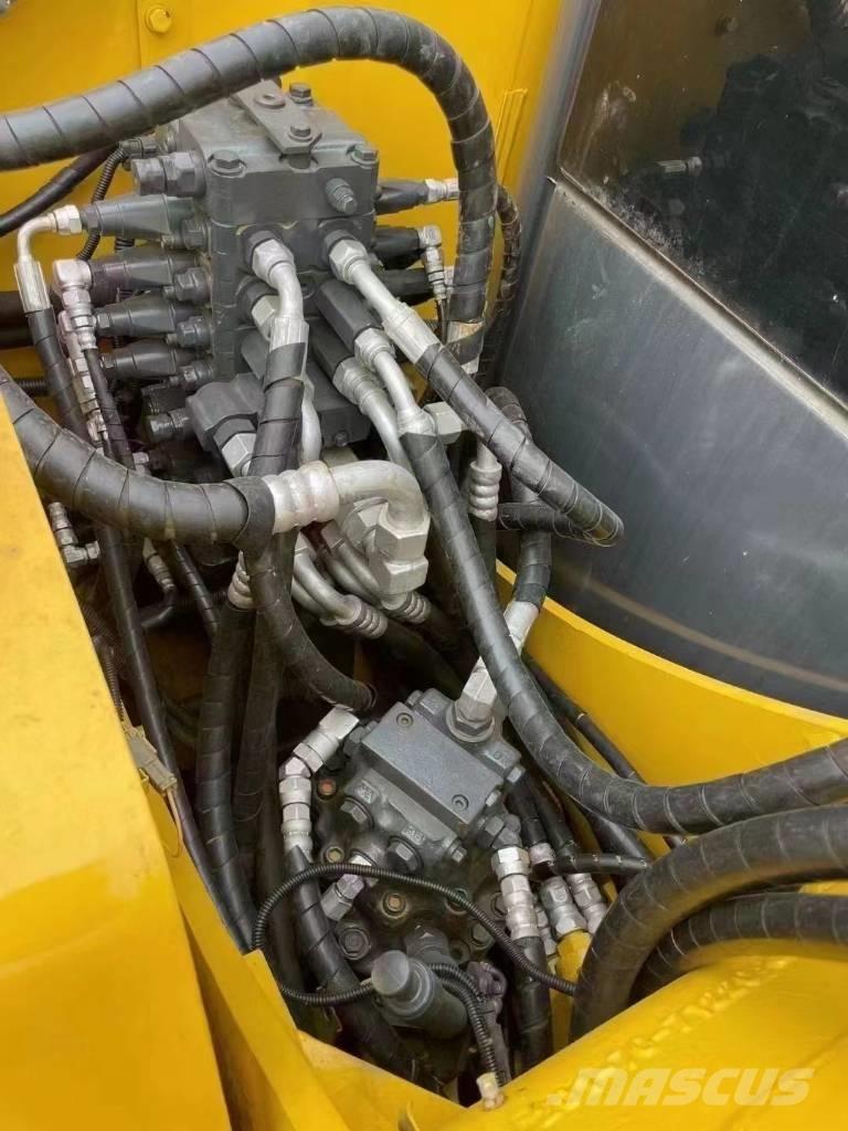 Komatsu PC 70 Midi rýpadla 7t - 12t