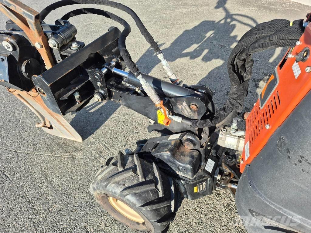 Ditch Witch R300 Rýhovače