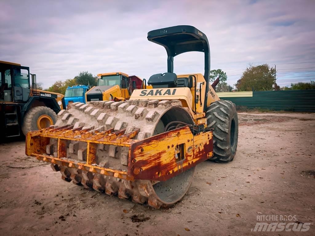 Sakai SV 540 T Tahačové válce