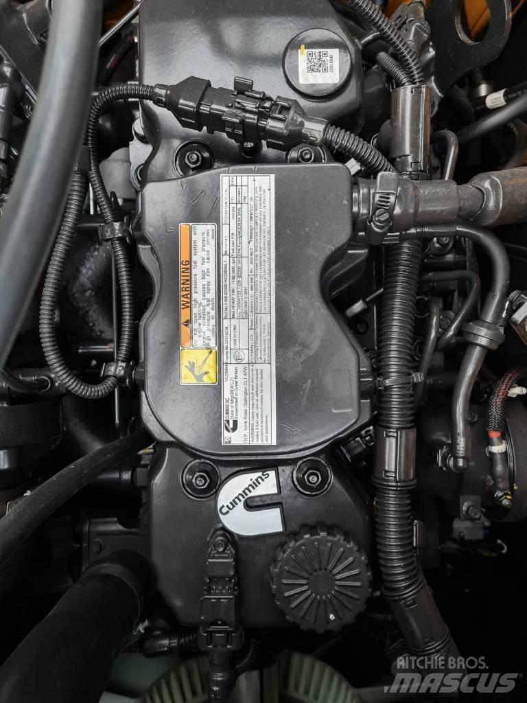 Hyundai HX210AL Pásová rýpadla