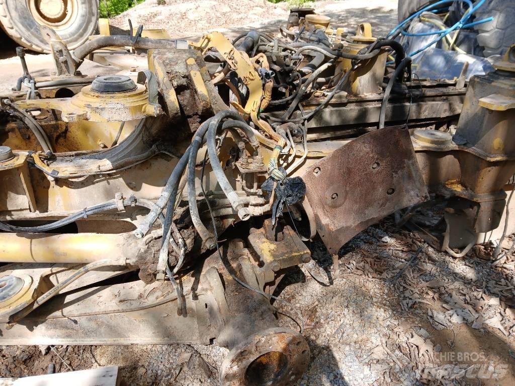 CAT 730 Kloubové dempry