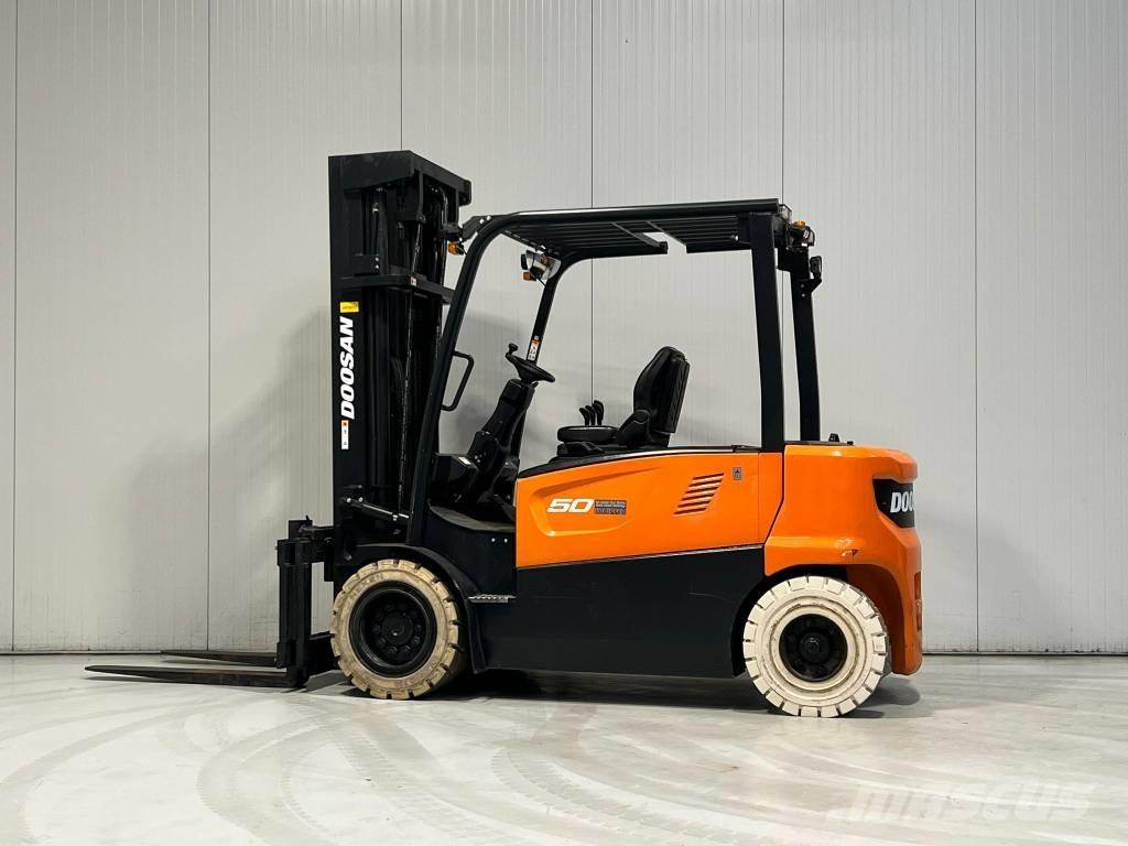 Doosan B50X-7 Akumulátorové vozíky