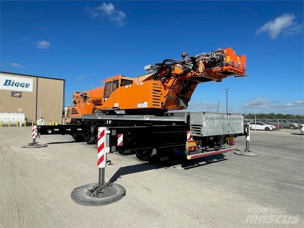 Demag AC 250-5 Univerzální terénní jeřáby