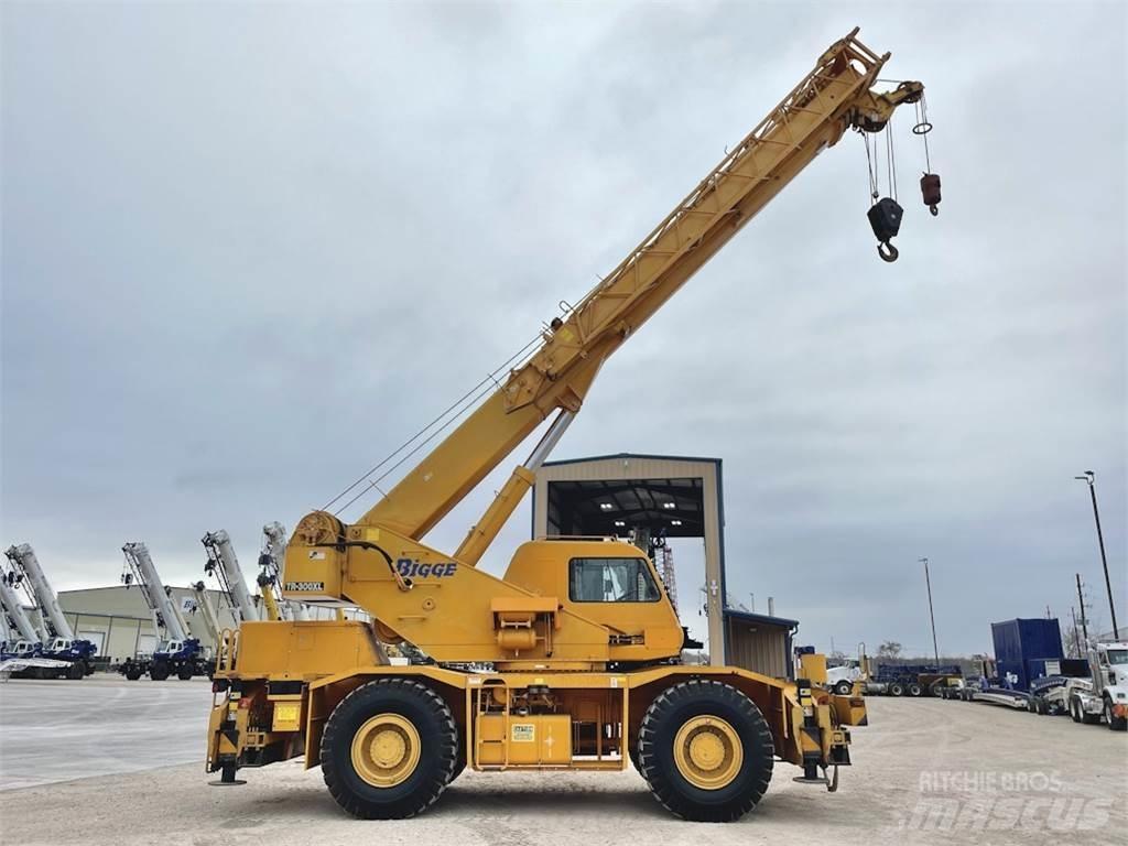 Tadano TR-300 Jeřáby pro těžký terén