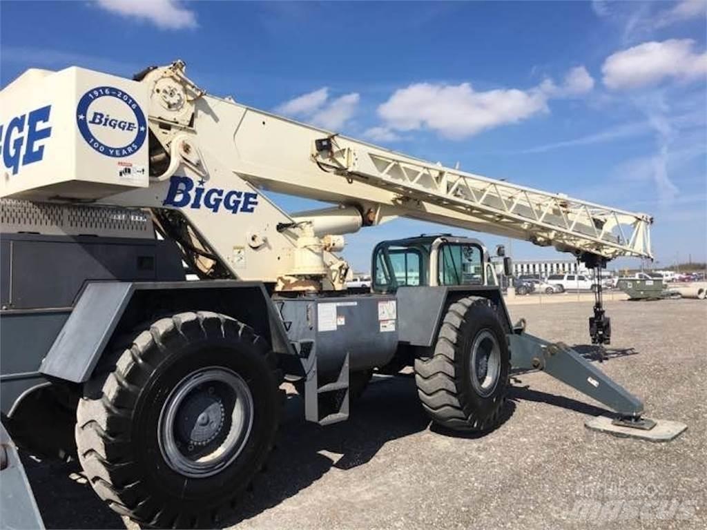 Terex CD225 Jeřáby pro těžký terén