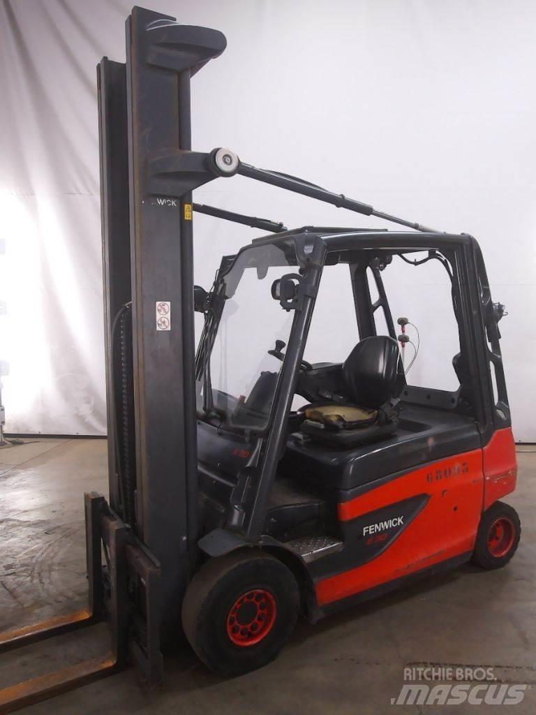 Linde E30L-01 Akumulátorové vozíky