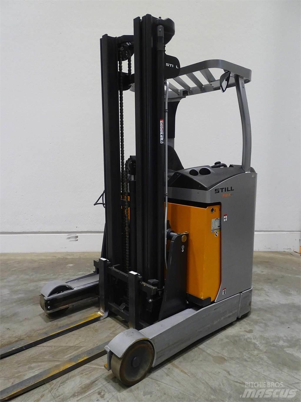Still FM-X10 Retraky