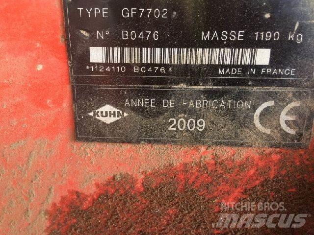 Kuhn GF 7702 Obraceče a shrabovače sena