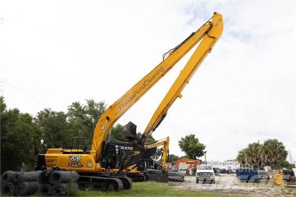 JCB JS370 Pásová rýpadla