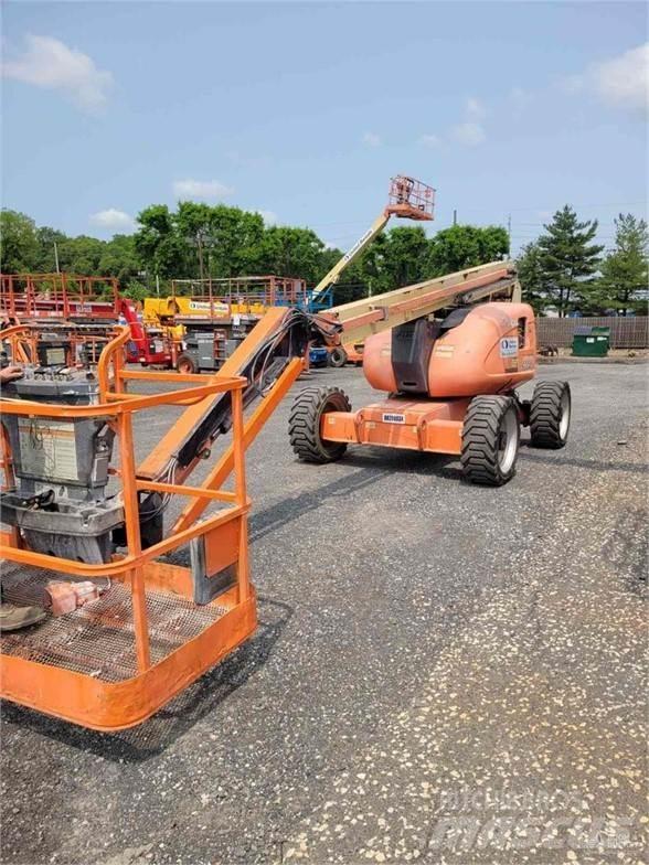 JLG 600AJ Kloubové plošiny