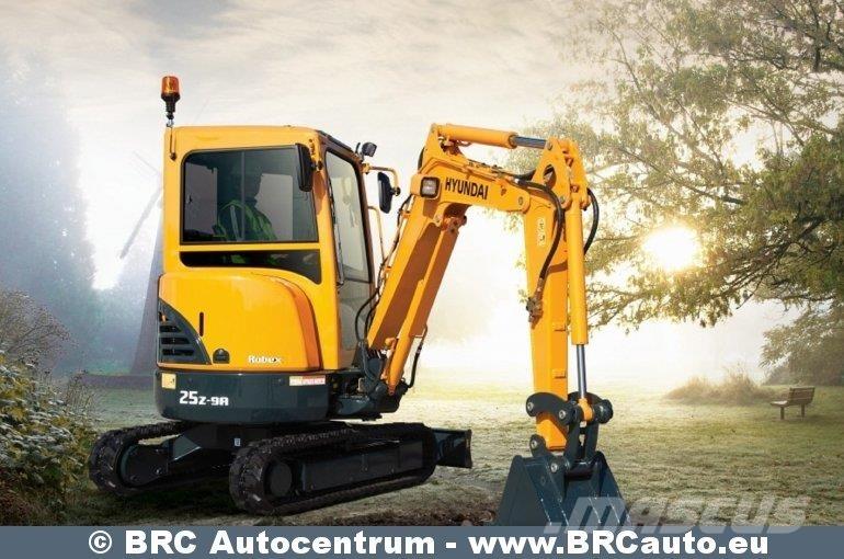 Hyundai R25Z-9AK Mini rýpadla < 7t