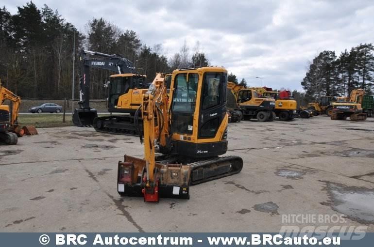 Hyundai R25Z-9AK Mini rýpadla < 7t