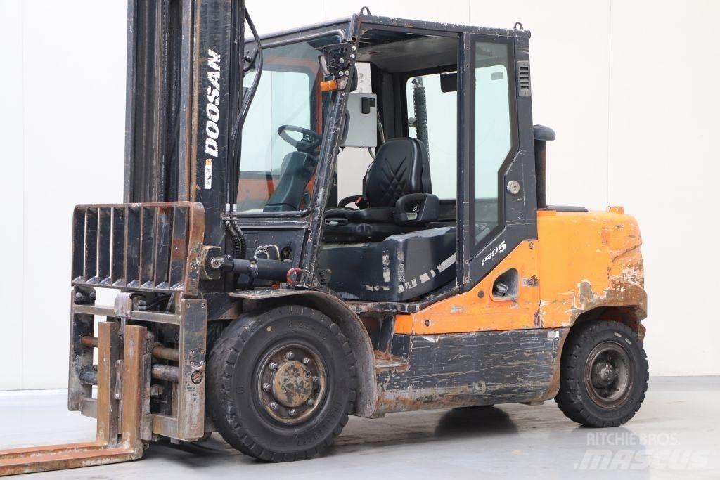 Doosan D50SC-5 Dieselové vozíky