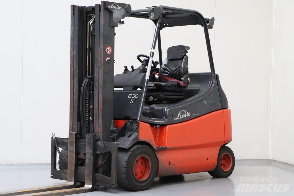 Linde E30S-03/600 Akumulátorové vozíky