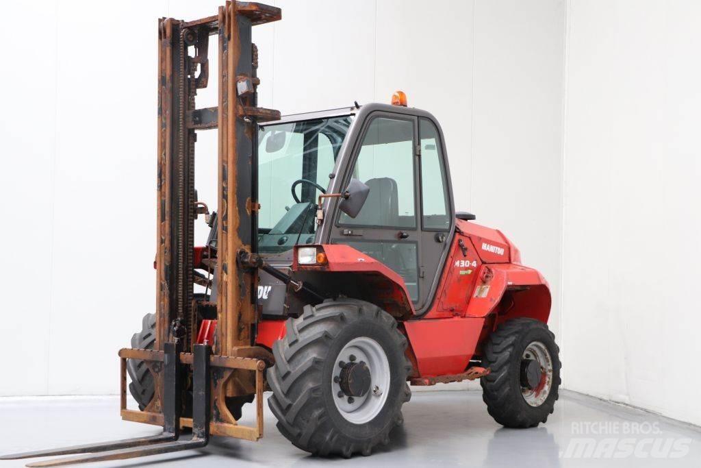 Manitou M30-4 Terénní vysokozdvižné vozíky