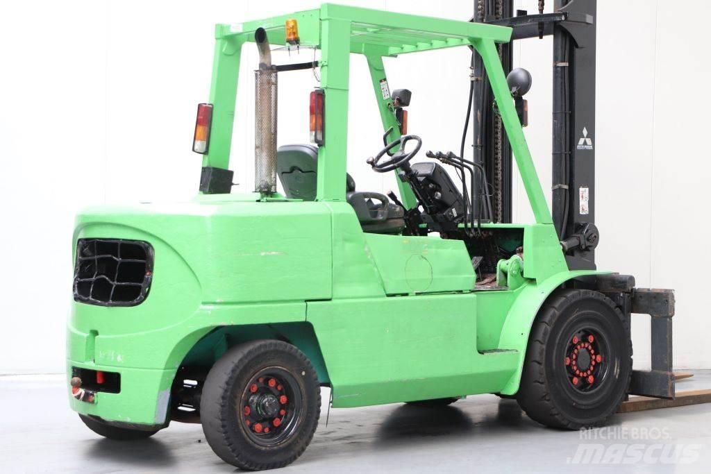 Mitsubishi FD50K Dieselové vozíky