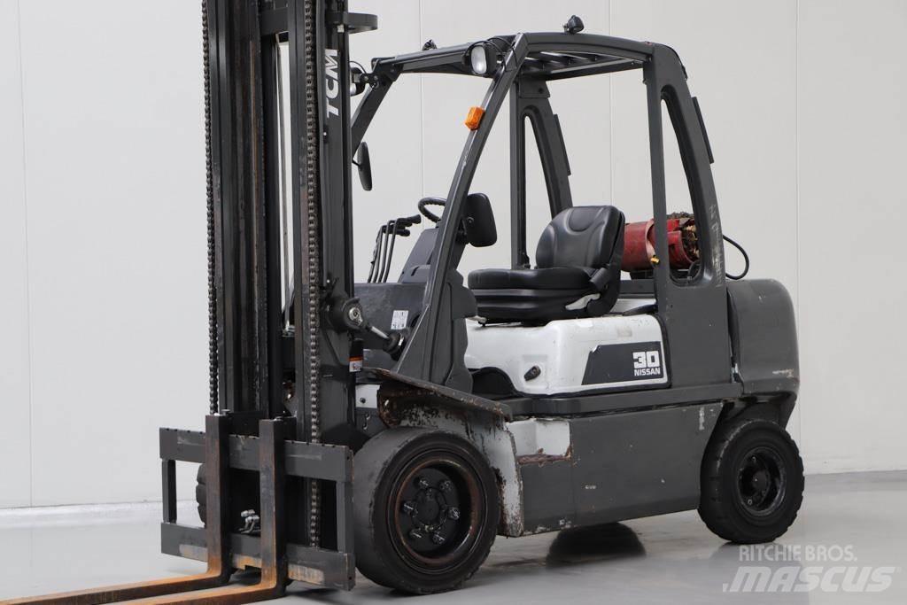 Nissan UG1D2A30LQ LPG vozíky