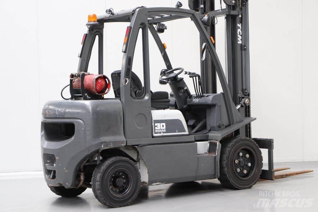 Nissan UG1D2A30LQ LPG vozíky
