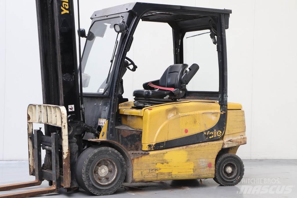 Yale ERP35VL Akumulátorové vozíky