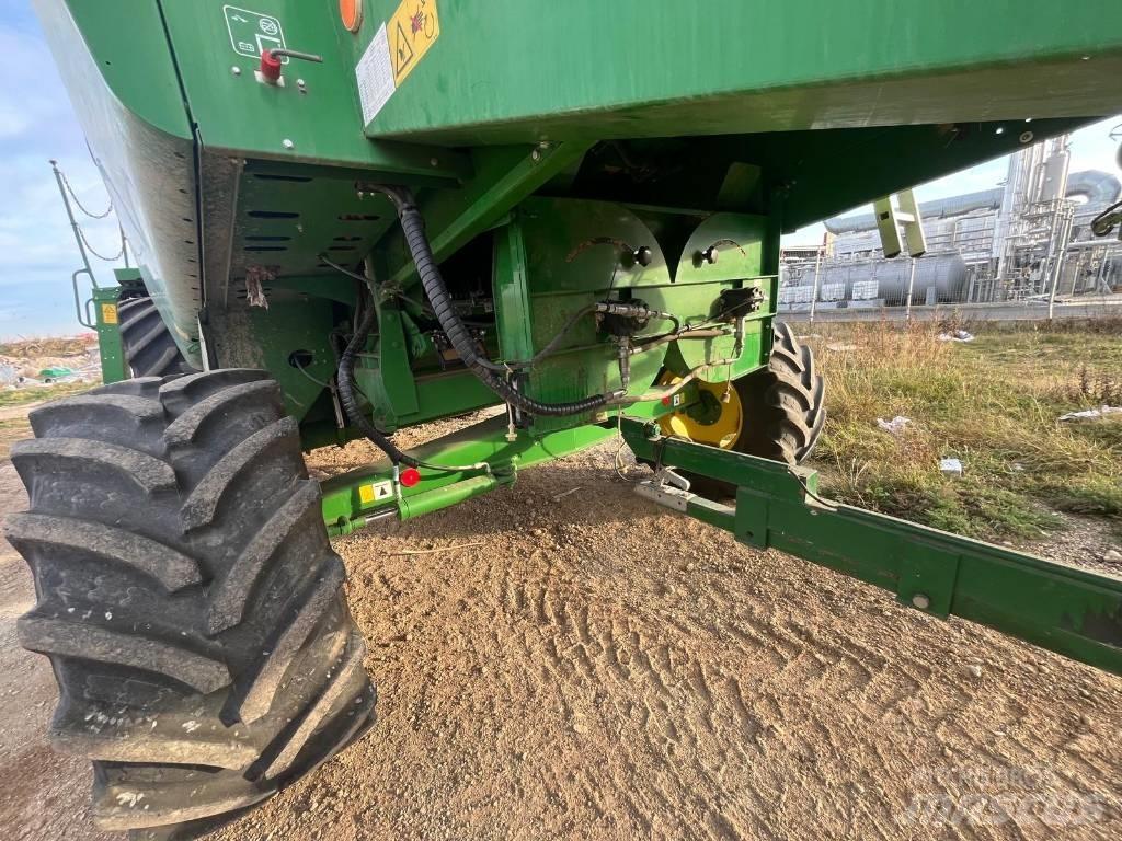 John Deere W 440 PTC Sklízecí mlátičky