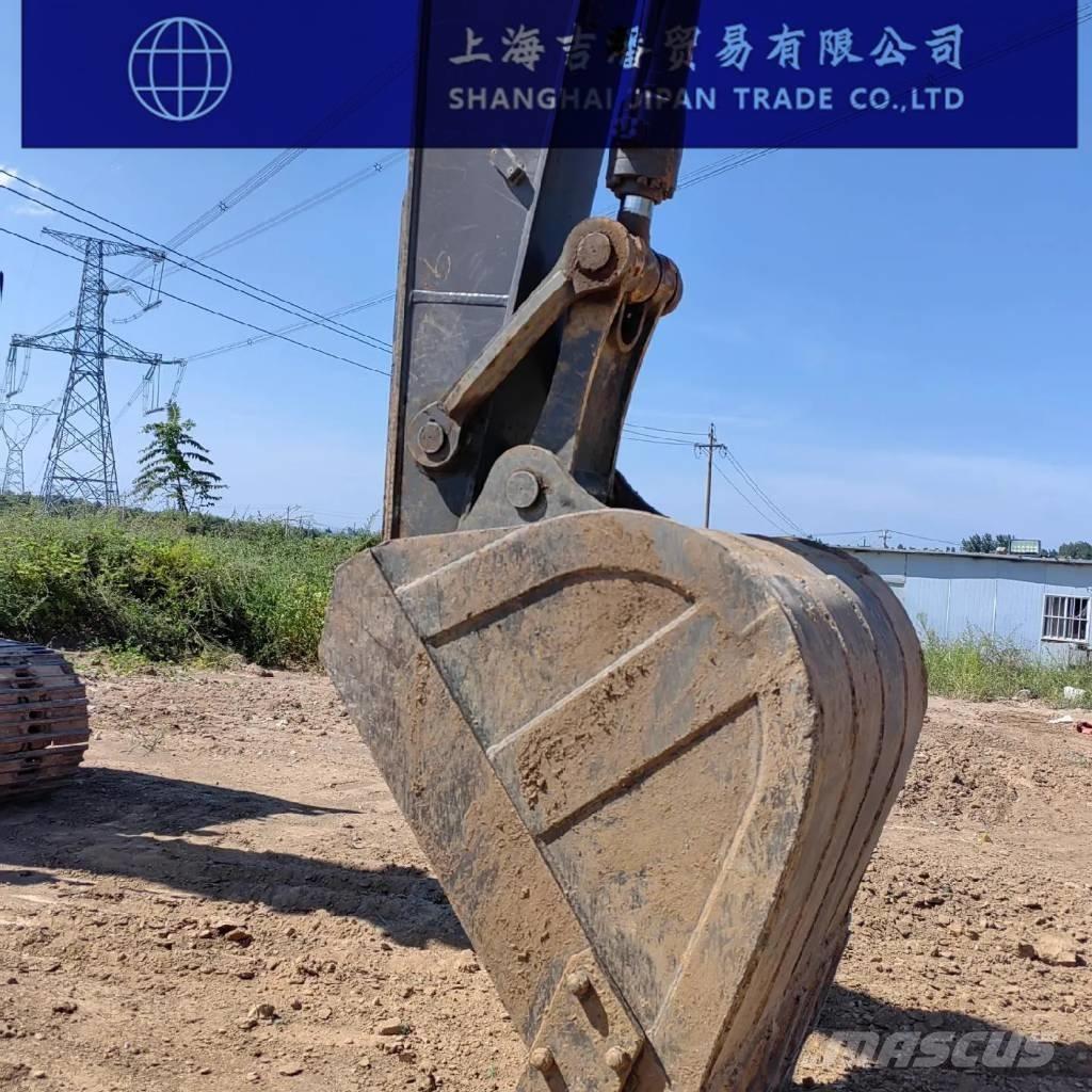 Volvo EC 220 Pásová rýpadla