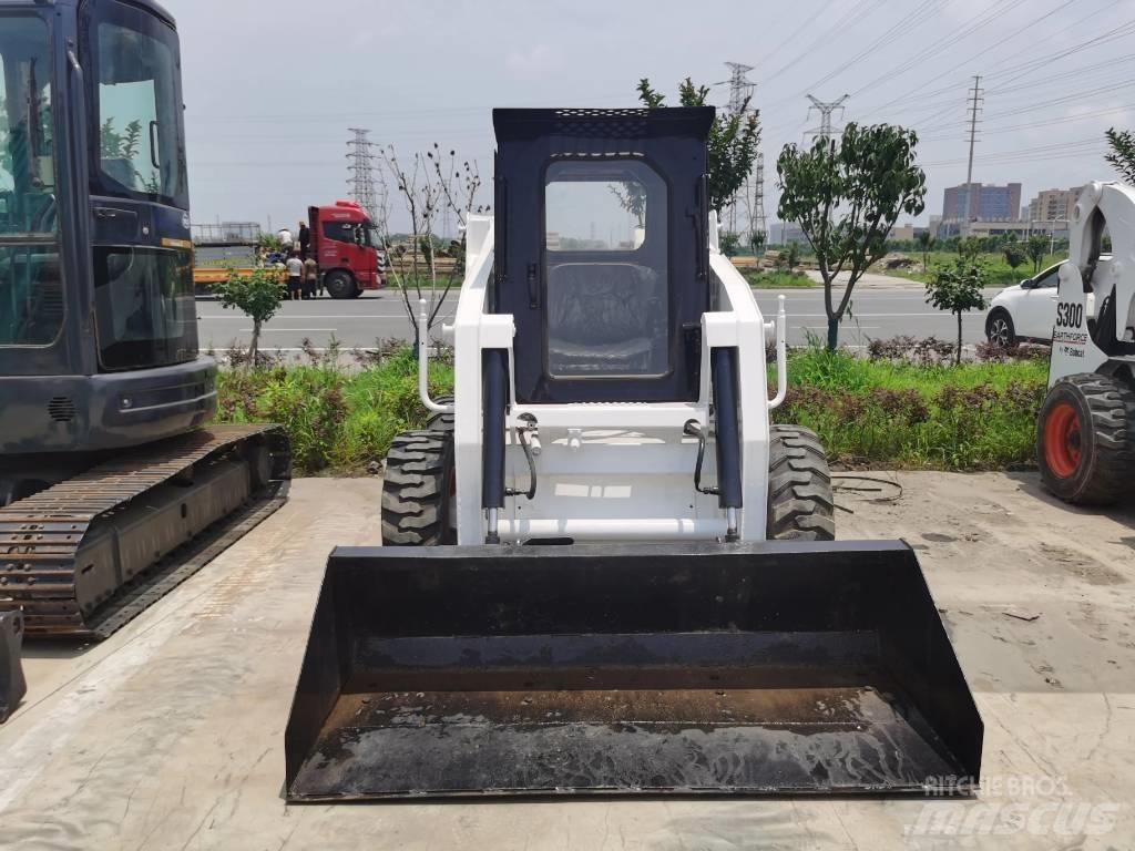Bobcat S 130 Smykem řízené nakladače