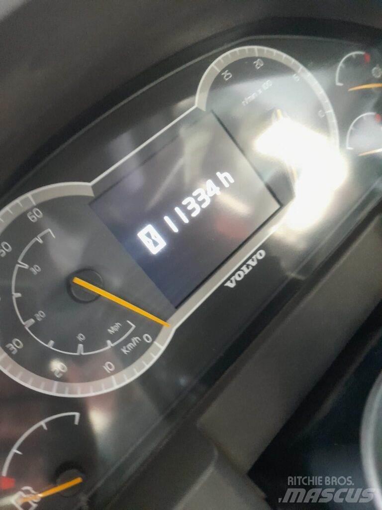 Volvo L150H Kolové nakladače