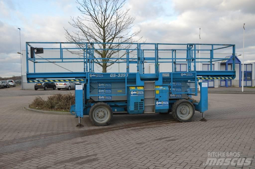 Genie GS3390 RT Nůžková zvedací plošina
