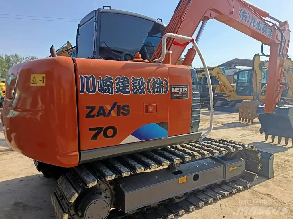Hitachi ZX 70 Pásová rýpadla
