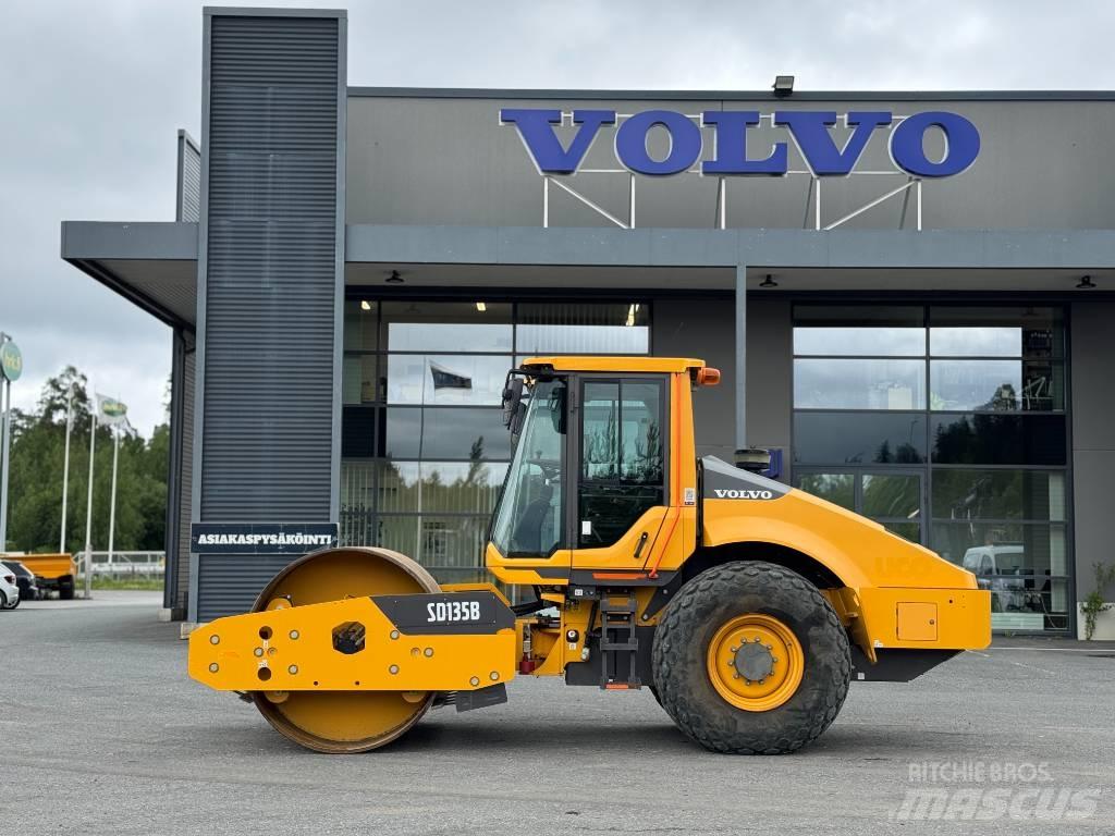 Volvo SD 135 B Tahačové válce