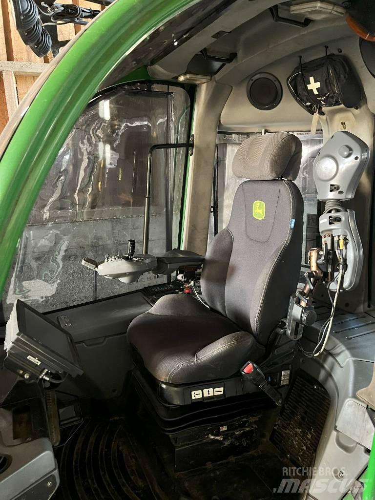 John Deere 1210E Vyvážecí traktory