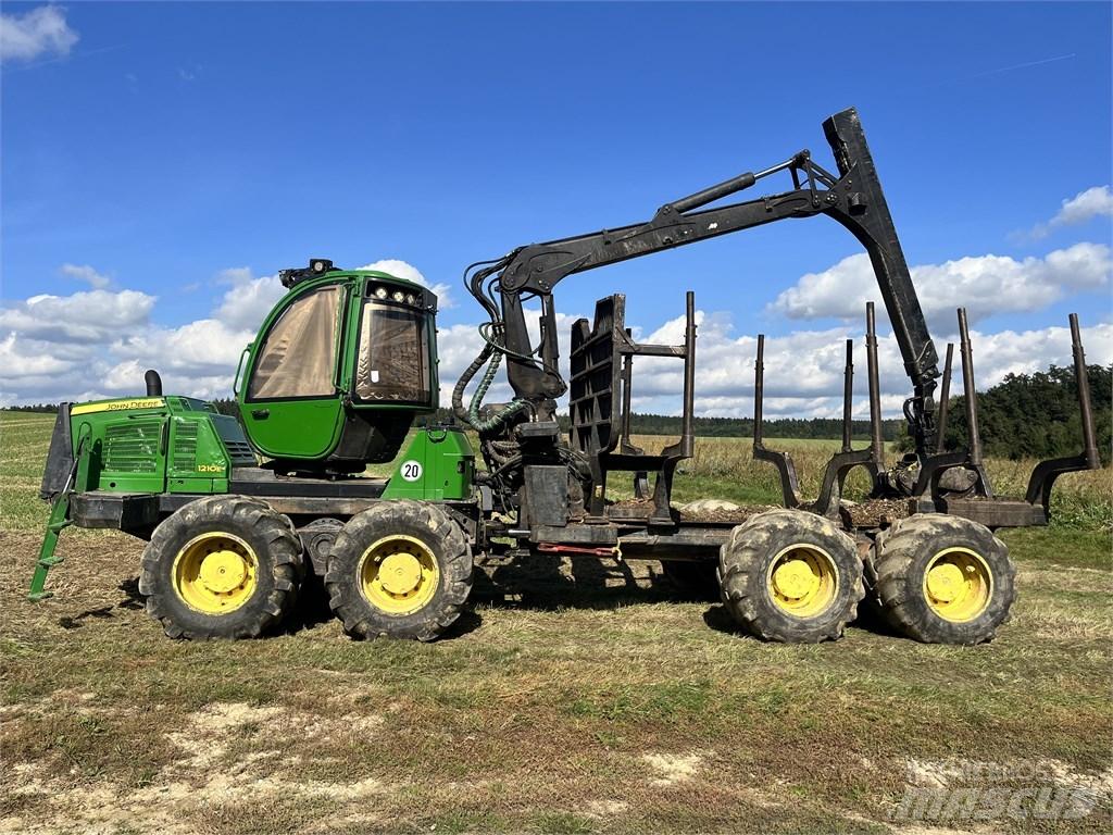 John Deere 1210E Vyvážecí traktory